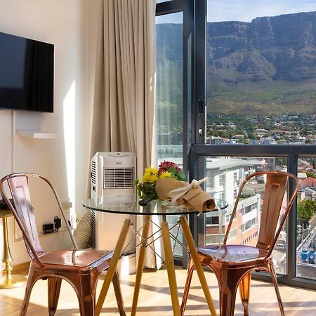 Urban Oasis At The Four Seasons Leilighet Cape Town Eksteriør bilde