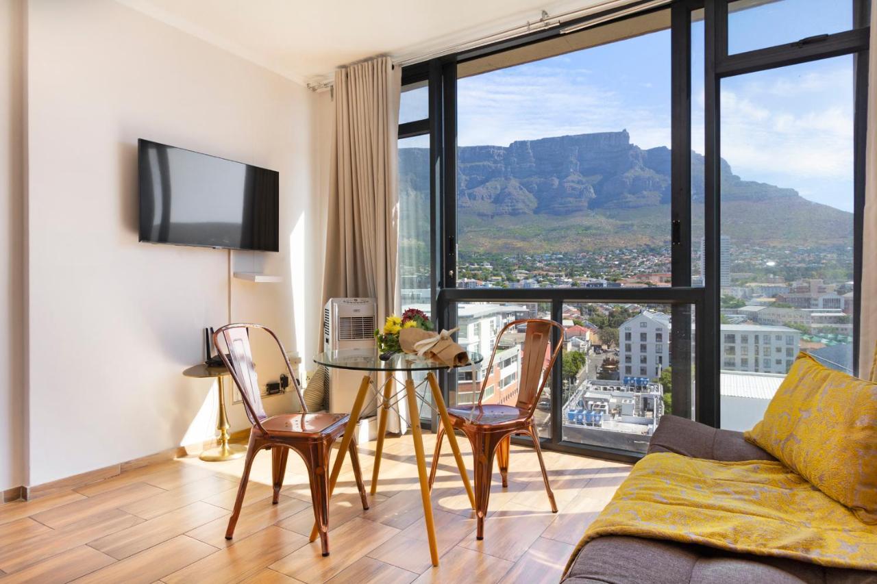 Urban Oasis At The Four Seasons Leilighet Cape Town Eksteriør bilde