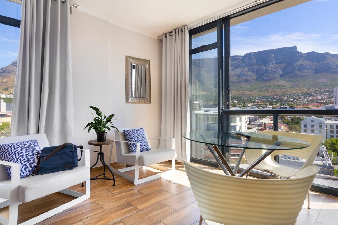 Urban Oasis At The Four Seasons Leilighet Cape Town Eksteriør bilde