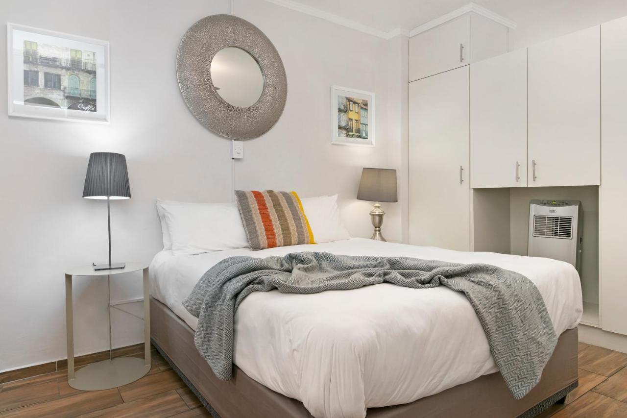 Urban Oasis At The Four Seasons Leilighet Cape Town Eksteriør bilde