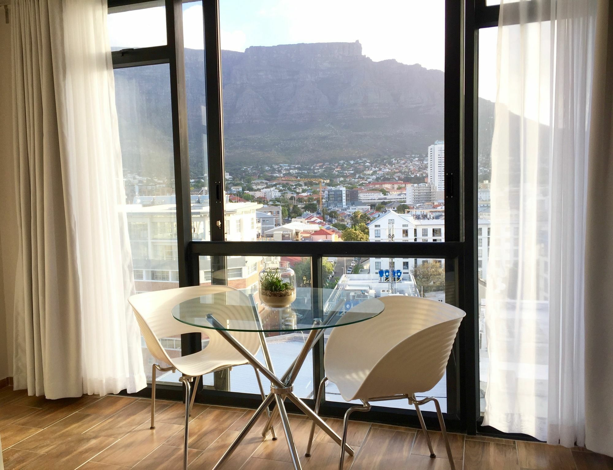 Urban Oasis At The Four Seasons Leilighet Cape Town Eksteriør bilde